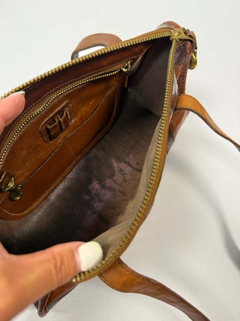 Brahmin Vintage Brown Leather Croco Embossed Shoulder Bag - Picture 5 of 8